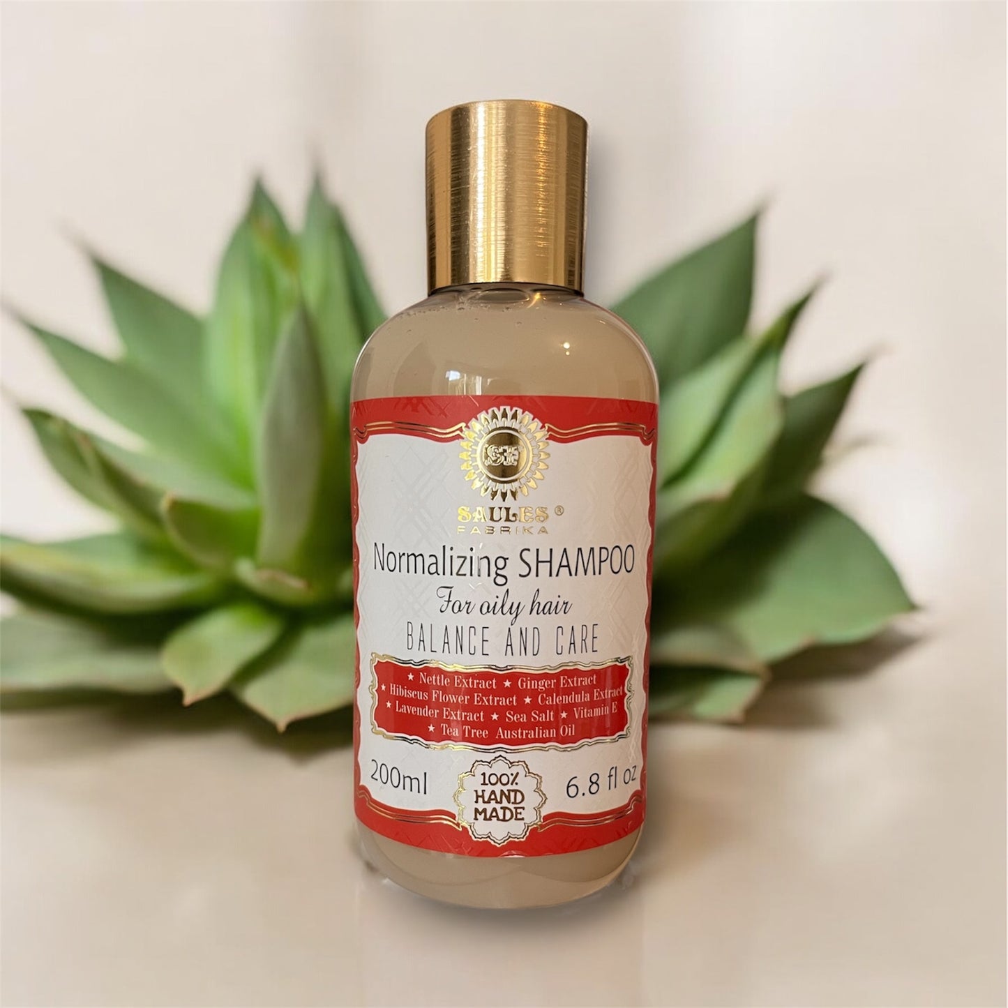 Shampoing normalisant, pour cheveux gras