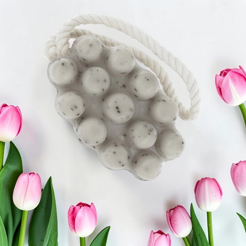 Savon de massage aux graines de kiwi