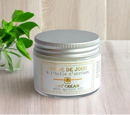 Crème de jour à l'huile d'abricot